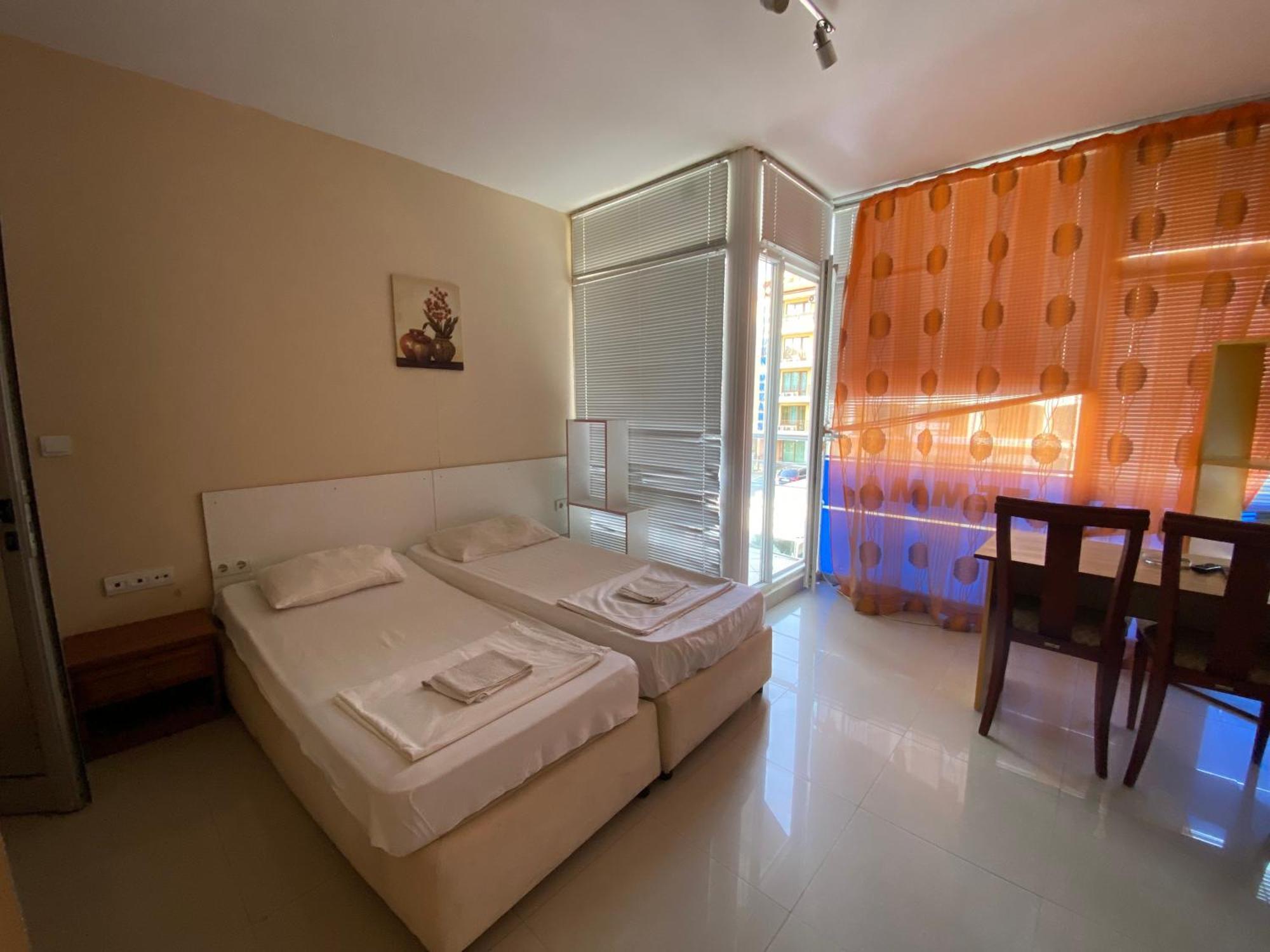 Studios & Apartments Perla Sunny Beach Buitenkant foto